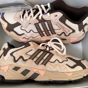 BAD BUNNY PASO FINO SHOES